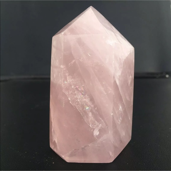 Other - 350 g natural rose quartz crystal point